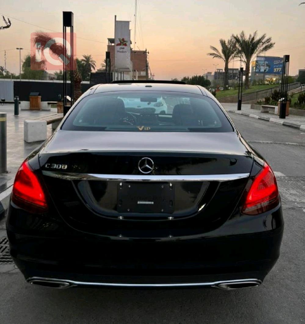 مرسيدس بنز سي كلاس